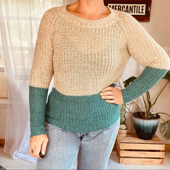 John + Jenn Color Block Lightweight Teal Retro Style Boxy Sweater size Small - Picture 7 of 14
